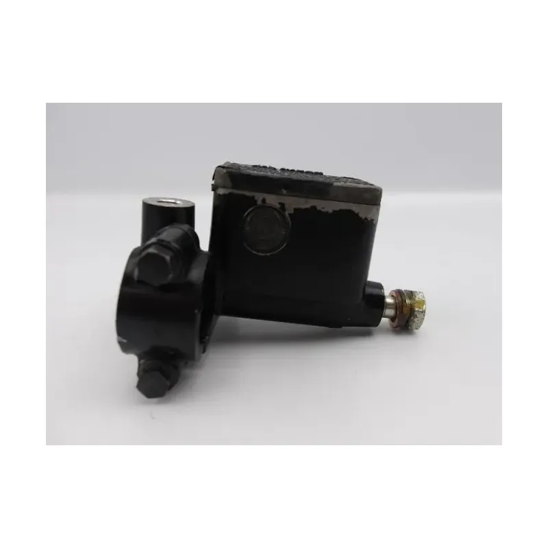 Maitre cylindre frein arriere QUADRO D 350 2012 - 2013