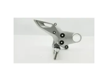 Platine avant droite SUZUKI GSX 1300 BKING 2007 - 2011