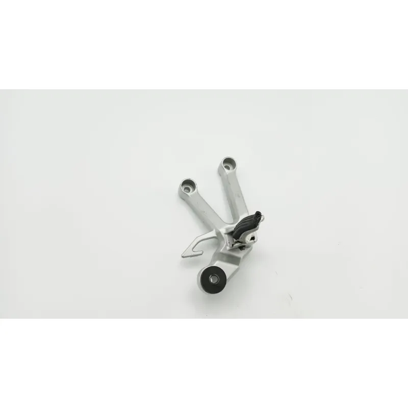 Platine arriere droite SUZUKI SV 1000 2003 - 2005