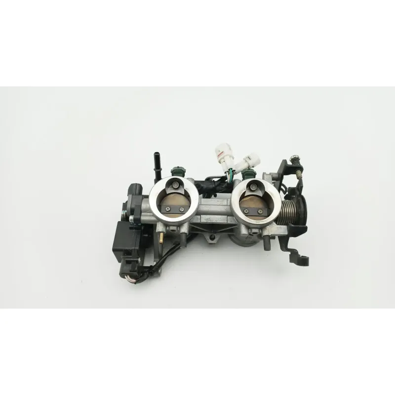 Rampe d'injection KAWASAKI KLE 650 VERSYS 2010 - 2014