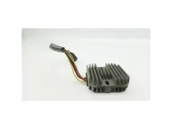 Regulateur charge batterie SUZUKI UH 125 BURGMAN 2002 - 2006