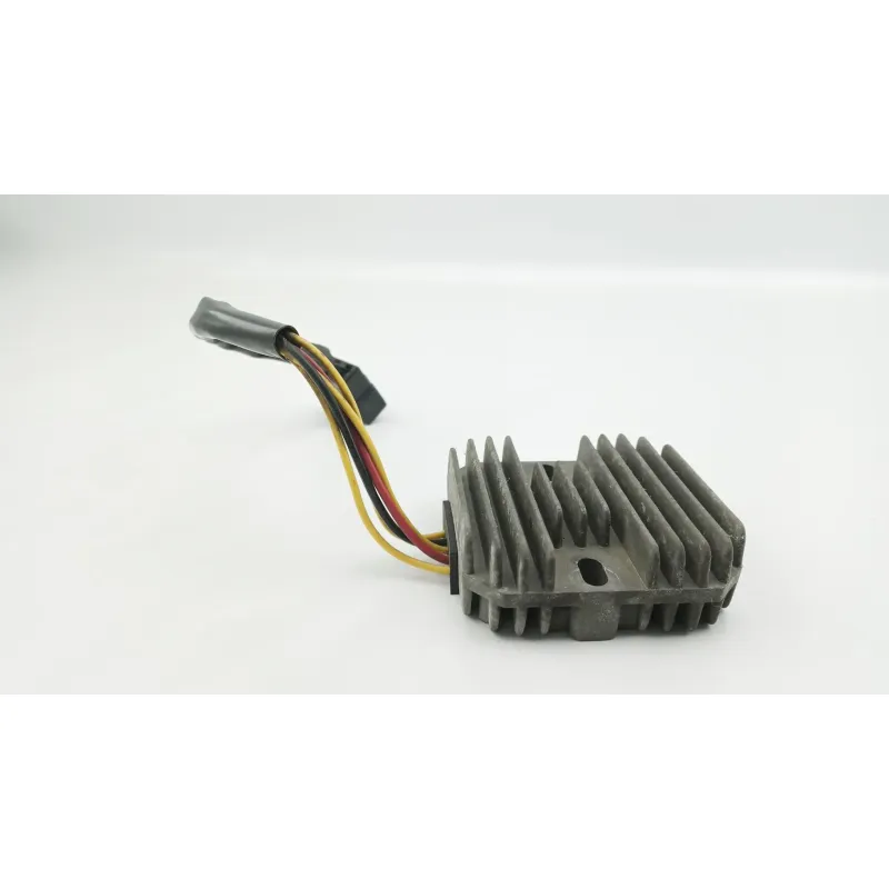 Regulateur charge batterie SUZUKI UH 125 BURGMAN 2002 - 2006