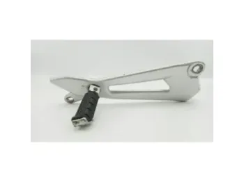 Platine arriere gauche YAMAHA YBR 125 2005 - 2006