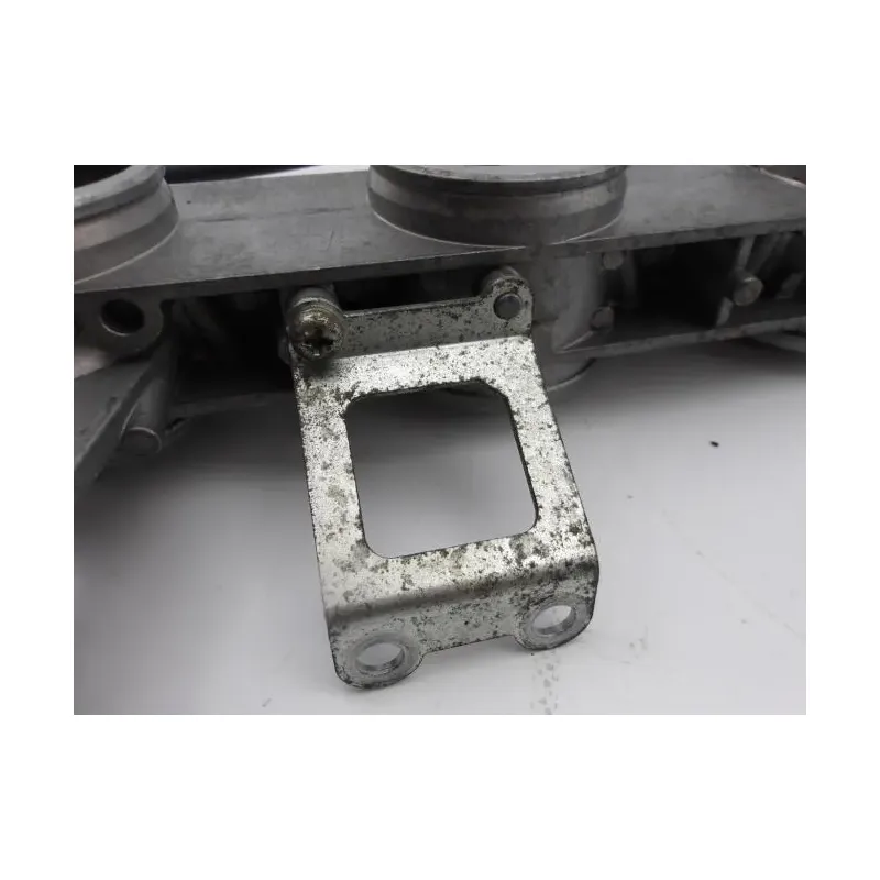 Rampe d'injection TRIUMPH TIGER 1050 2007 - 2012
