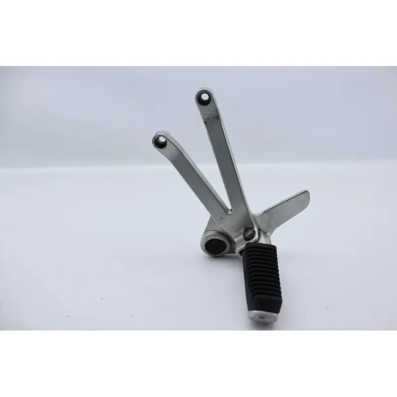 Platine arriere gauche SUZUKI VX 800 1991 - 1997
