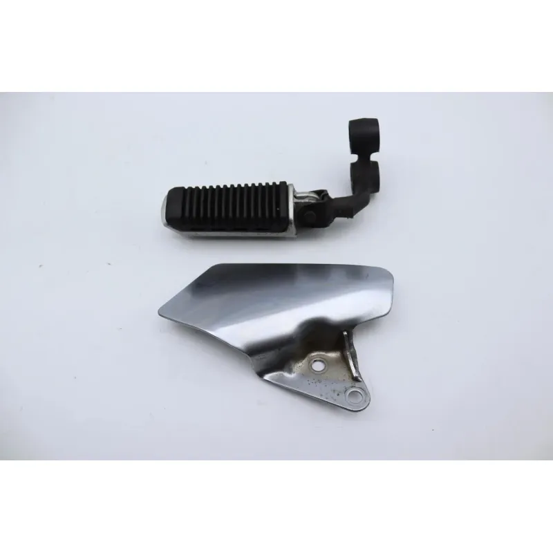 Platine avant droite SUZUKI VX 800 1991 - 1997