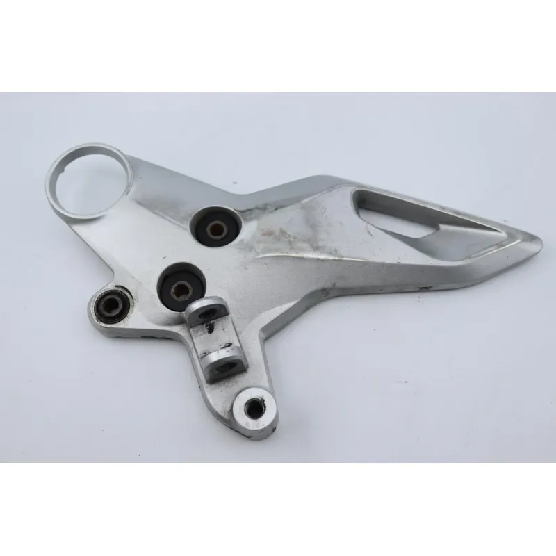 Platine avant gauche SUZUKI GSX 1300 BKING 2007 - 2011