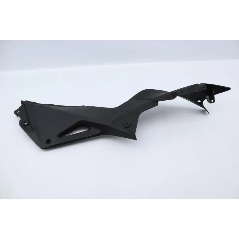 Habillage de cadre droit HONDA CBR 125 R 2011 - 2016