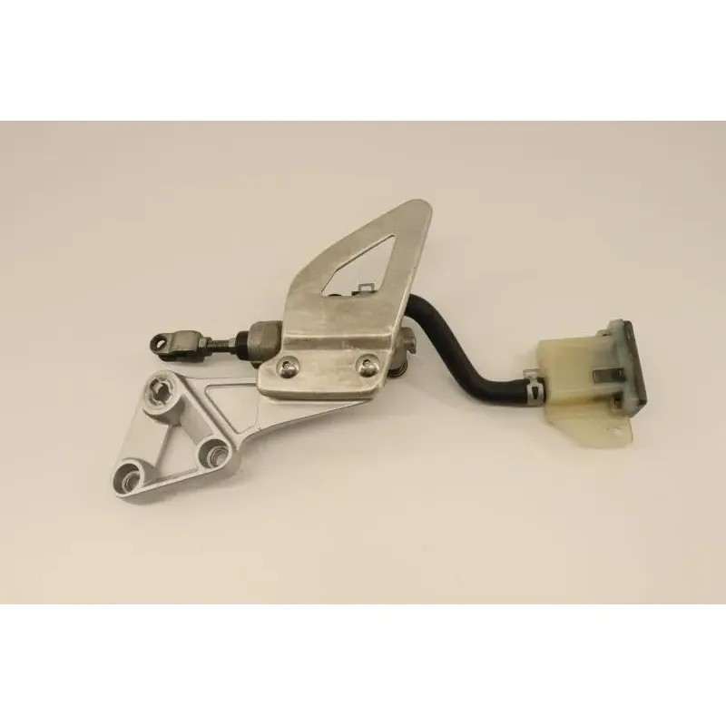 Platine avant droite SUZUKI GSXR 600 1998 - 2000