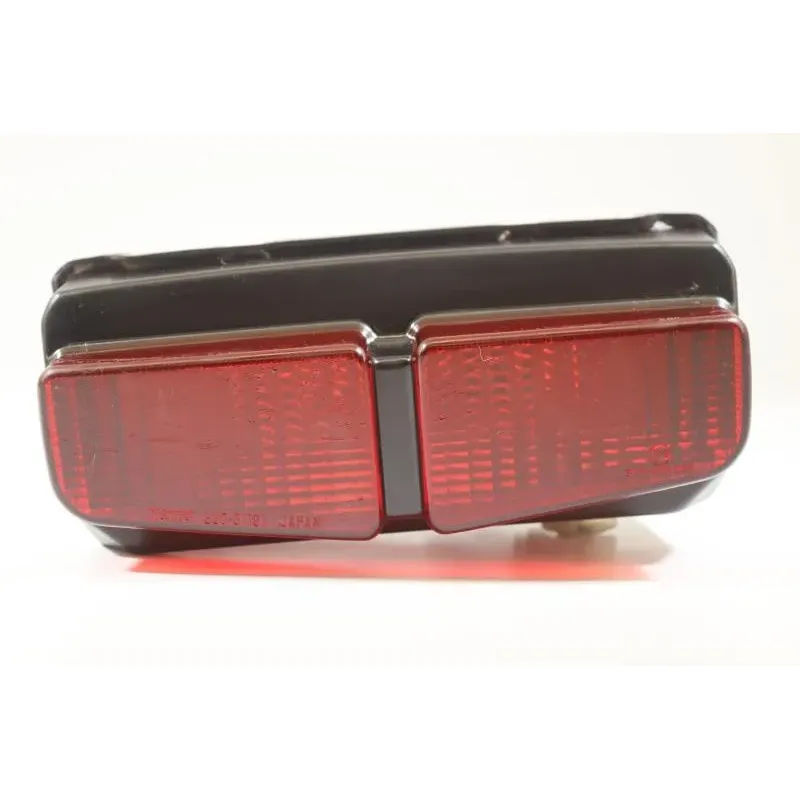 Feu arriere YAMAHA FZS 600 FAZER 1998 - 2001