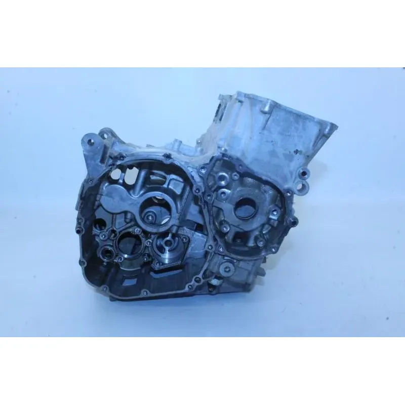 Carter moteur SUZUKI GSXR 750 2000 - 2003