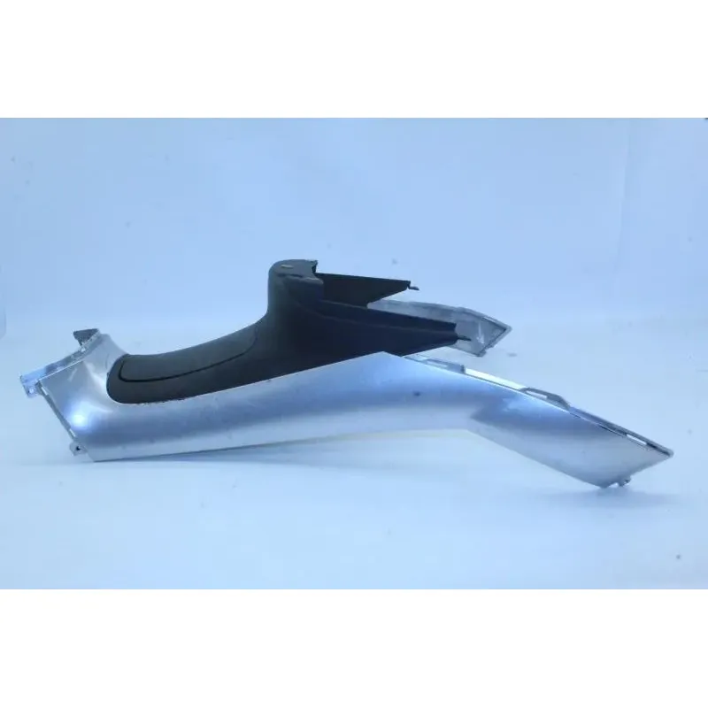 Cache carenage centrale marche pieds plancher PIAGGIO MP3 300 TOURING 2010 - 2013