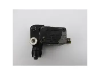 Maitre cylindre frein arriere QUADRO D 350 2012 - 2013