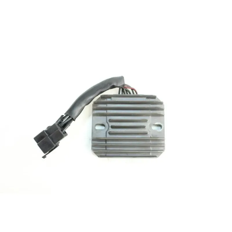 Regulateur charge batterie SUZUKI SV 650 N 2003 - 2007