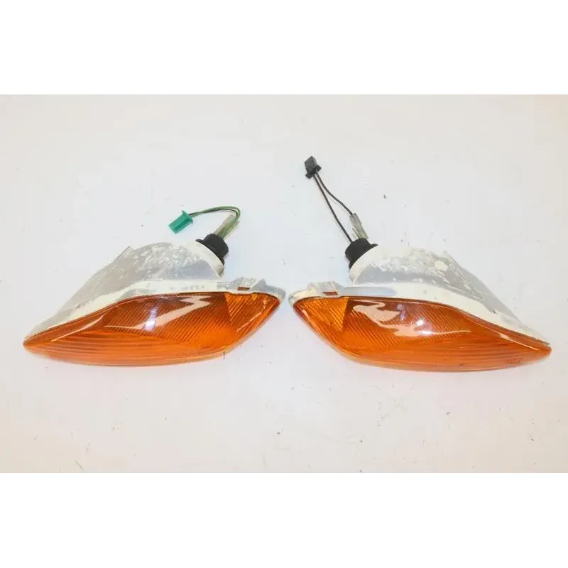 Clignotants avant SUZUKI UH 125 BURGMAN 2002 - 2006