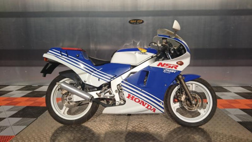 HONDA NSR 250 R-1