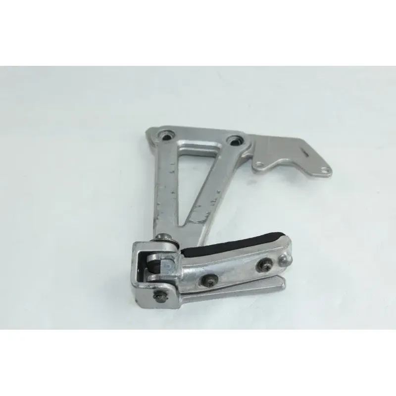 Platine arriere gauche SUZUKI GSF 400 BANDIT 1991 - 1993