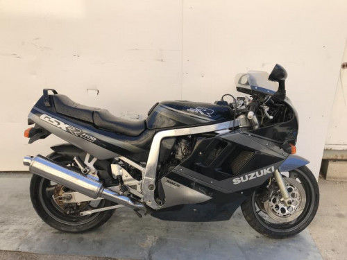 SUZUKI GSX-R 1100