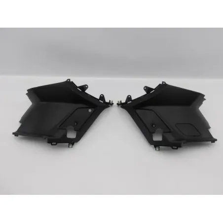 Demi flanc selle droit PEUGEOT KISBEE 50 2021 - 2023