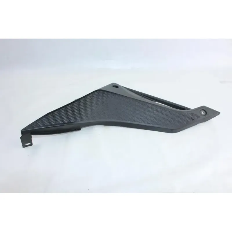 Demi flanc selle gauche YAMAHA YZF 125 R 2008 - 2012