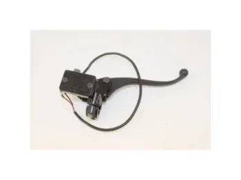 Maitre cylindre frein avant UB QT 50 2021 - 2022