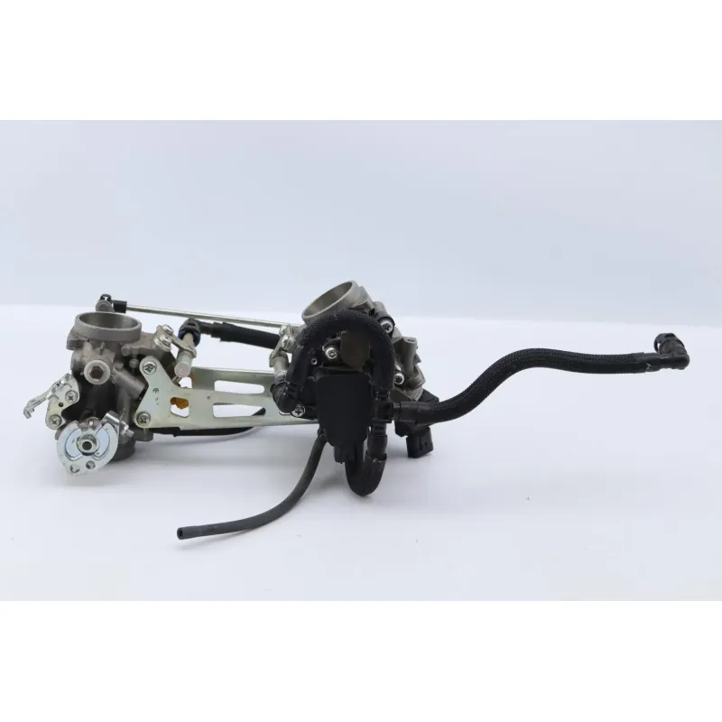 Rampe d'injection SUZUKI SFV 650 GLADIUS 2009 - 2015