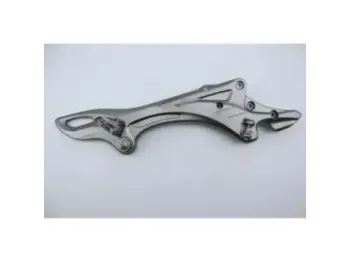 Platine avant droite SUZUKI SFV 650 GLADIUS 2009 - 2015