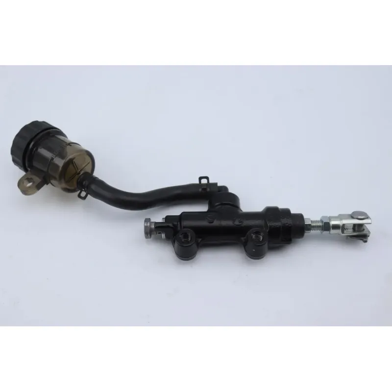 Maitre cylindre frein arriere TRIUMPH STREET TRIPLE 765 RS ABS 2023 - 2024