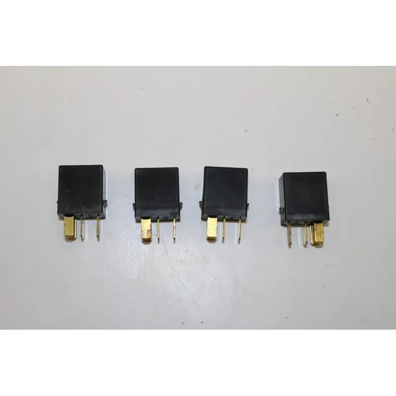 Relais boitier electrique HONDA FES 125 S WING 2007 - 2014