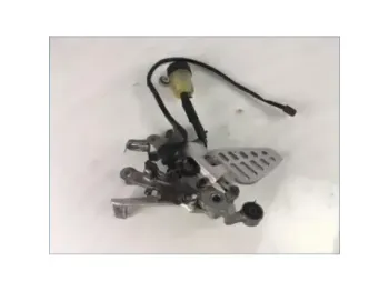 Platine avant droite complète YAMAHA R6 07-08