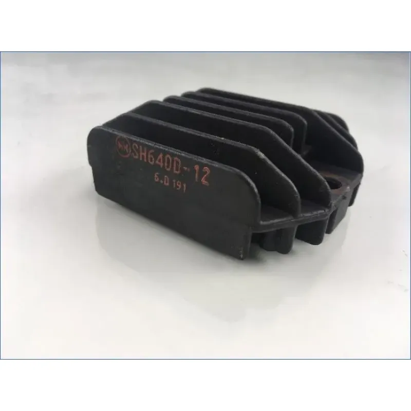 Regulateur charge batterie YAMAHA DT LC 125 1985 - 1987