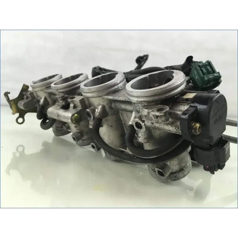 Rampe d'injection YAMAHA FZ6 600 FAZER S 2004 - 2006