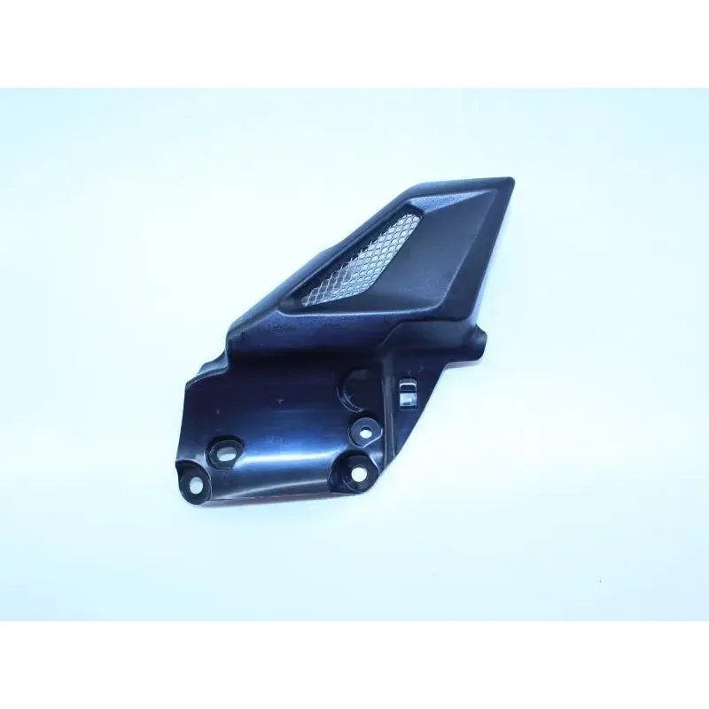 Habillage de cadre gauche TRIUMPH STREET TRIPLE 675 2011 - 2012