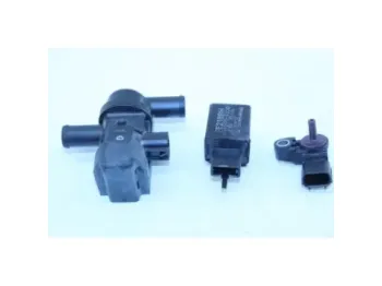 Relais boitier electrique KAWASAKI ER6 650 N 2009 - 2011