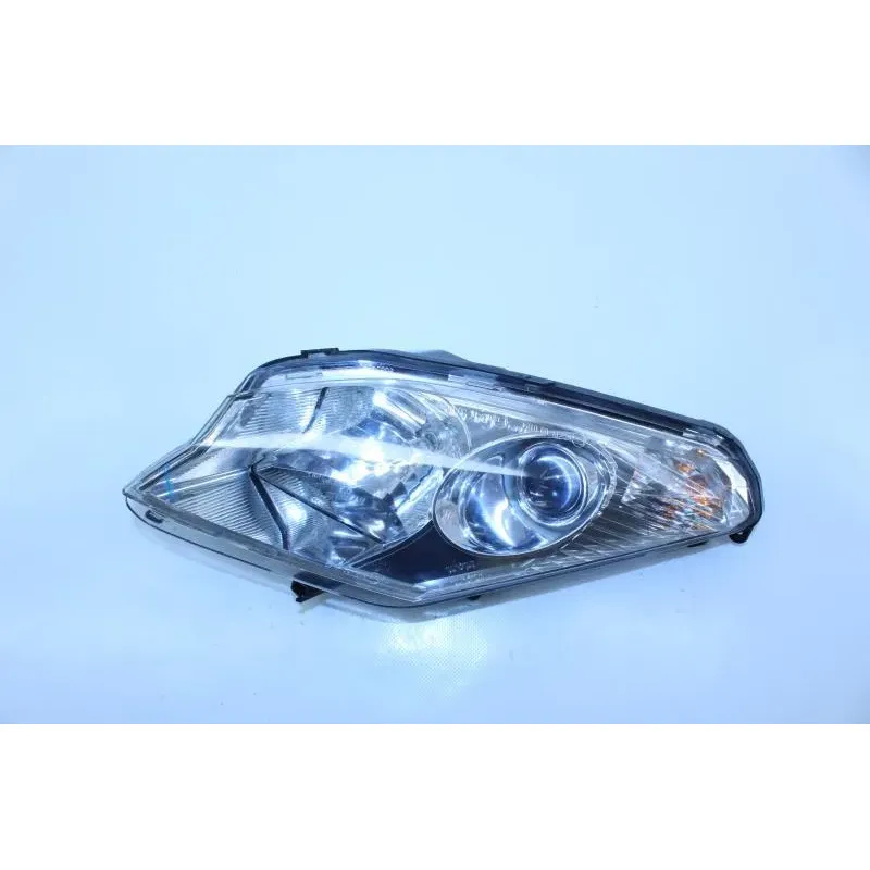 Optique avant droit (feux)(phare) PEUGEOT SATELIS 125 2006 - 2007