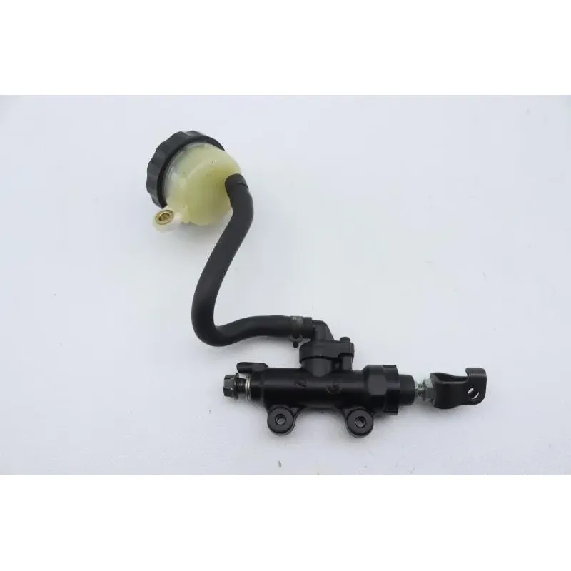 Maitre cylindre frein arriere HONDA CBF 500 2004 - 2007