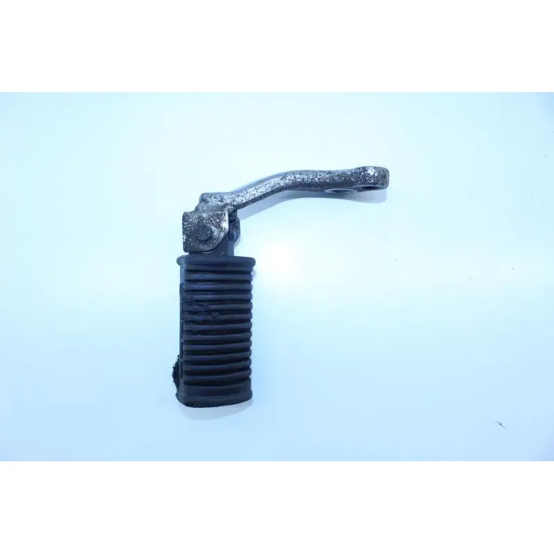Repose pieds avant gauche SUZUKI GN 125 1982 - 1999