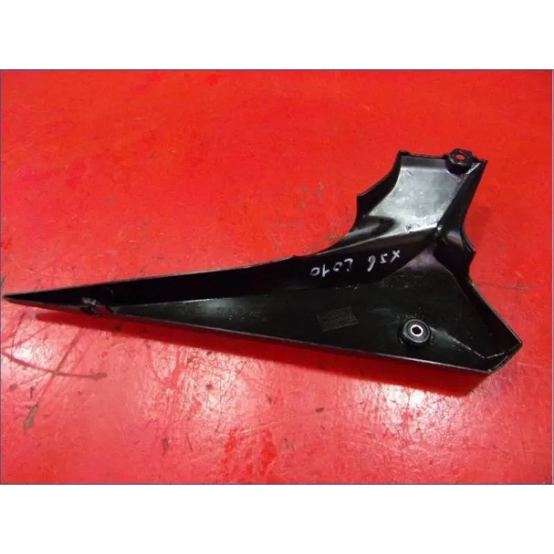 Demi flanc selle droit YAMAHA XJ6 600 N 2009 - 2016