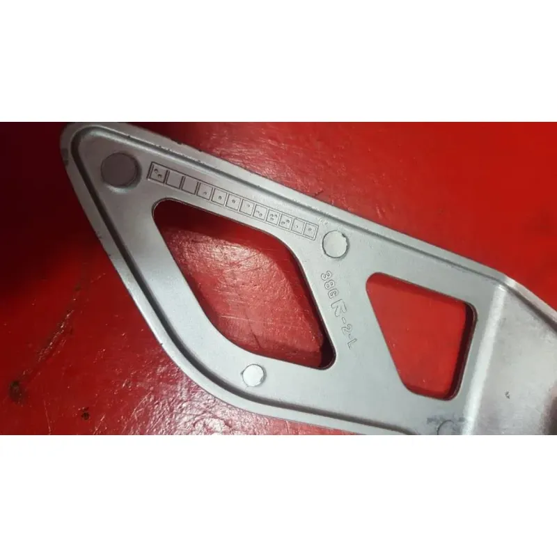 Platine avant gauche SUZUKI GSF 650 BANDIT N 2006 - 2007