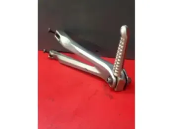Platine arriere gauche YAMAHA R1 YZF 2004 - 2006