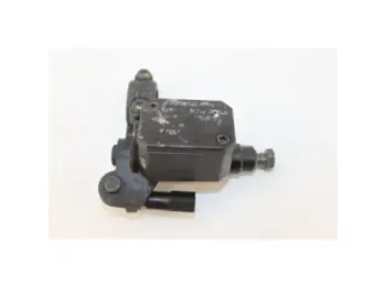 Maitre cylindre frein avant PIAGGIO X8 125 2004 - 2007