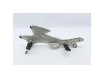 Platine avant gauche HONDA CBF 500 2004 - 2007