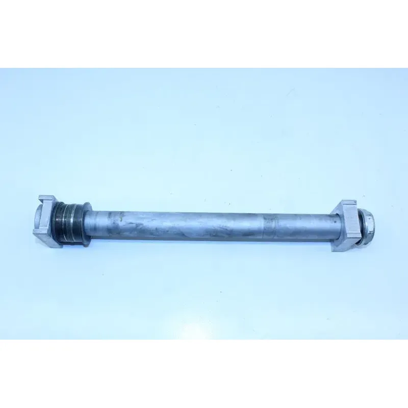 Axe de roue arriere APRILIA MANA 850 2009 - 2016