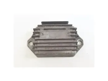 Regulateur charge batterie PIAGGIO VESPA PX 125 CLASSIC 1993 - 1996