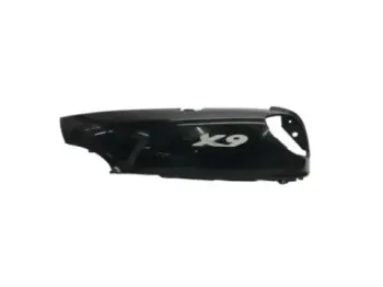 Cache carenage coque arriere gauche PIAGGIO X9 125 2001-2002