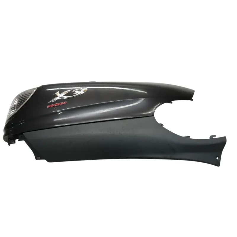 Cache carenage coque arriere droit PIAGGIO X9 EVO 250 2004-2006