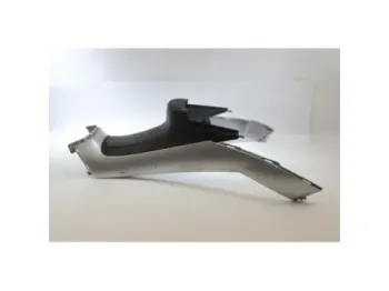 Cache carenage centrale marche pieds plancher PIAGGIO MP3 400 LT 2008 - 2010