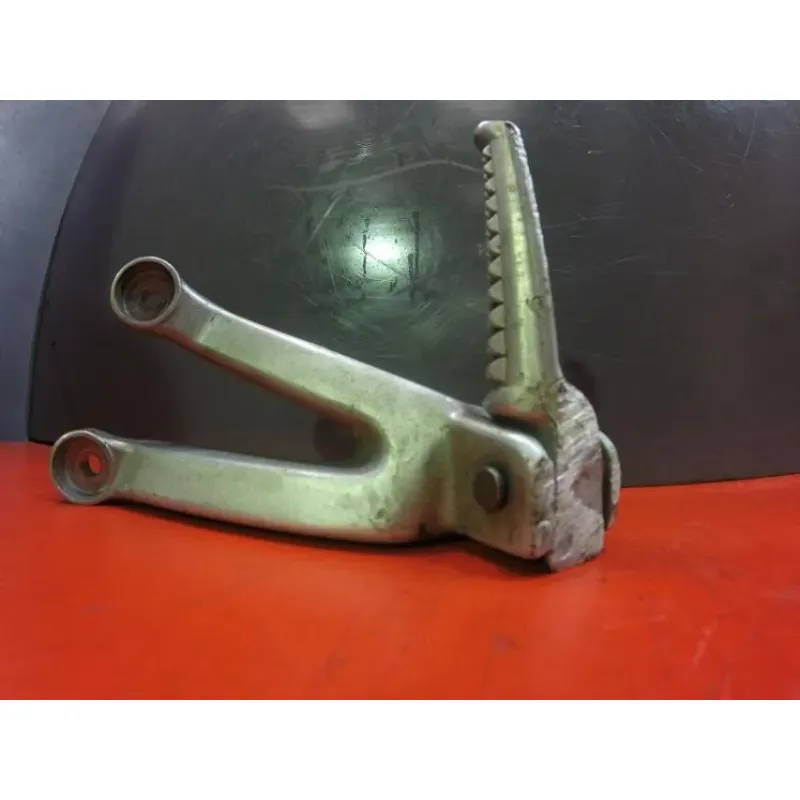 Platine arriere gauche HONDA CBR 900 RR FIREBLADE 1992 - 1993