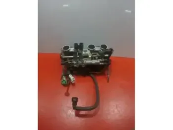 Rampe d'injection YAMAHA FZ6 600 N 2004 - 2006