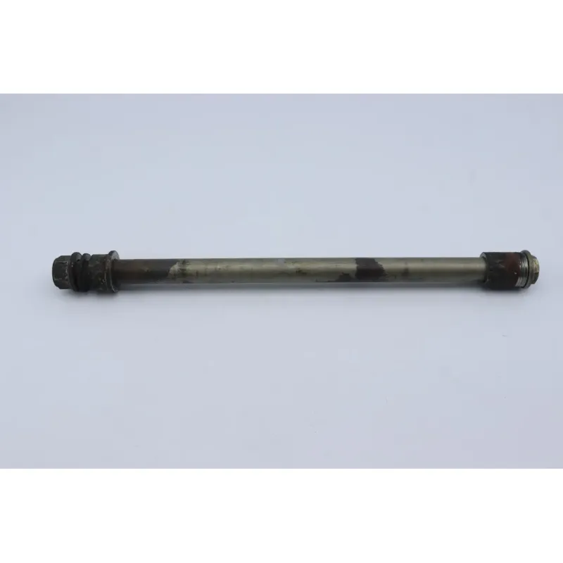 Axe de roue arriere SUZUKI UH 650 BURGMAN 2007 - 2013